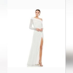 Mac Duggal Women's Beaded Cuff Drop Shoulder Gown Dress